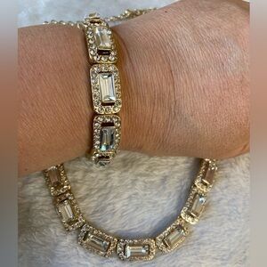Jeweled Necklace & Bracelet‎ Set